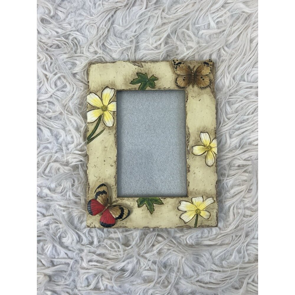 Vintage Multicolor 3D Butterfly Floral 4 x 6 Cottagecore Resin Picture Frame